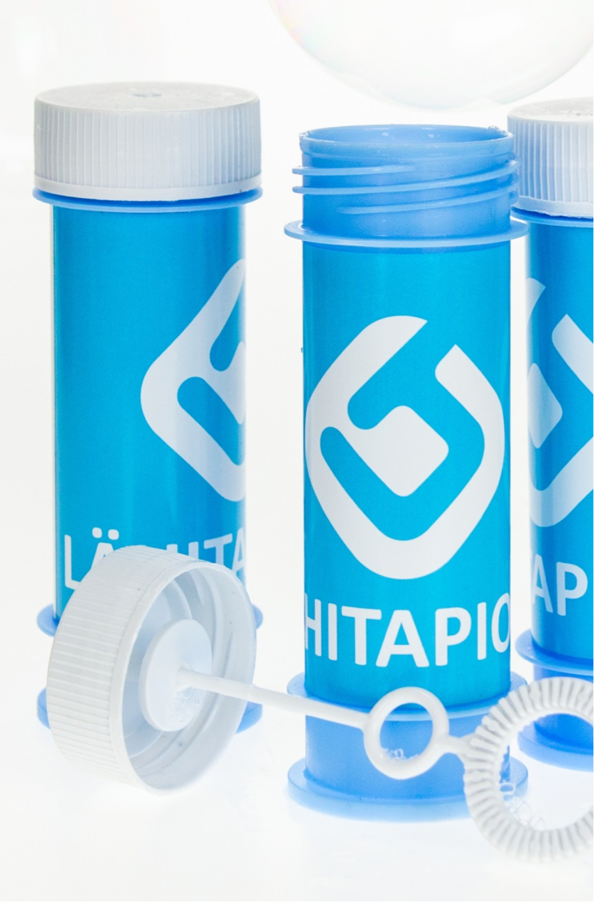 Saippuakuplat omalla painatuksella