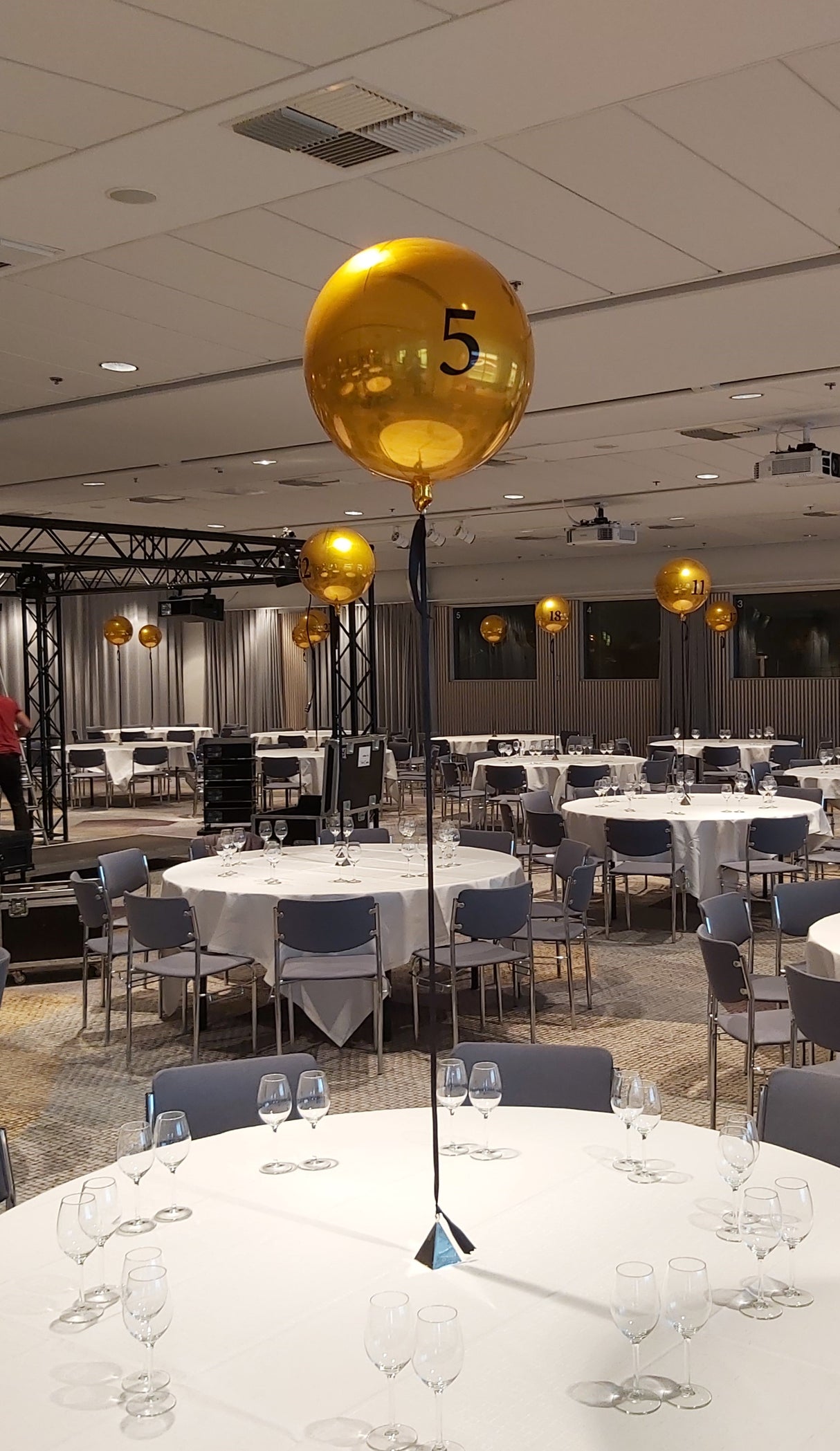 Pöytänumeropallo 40 cm