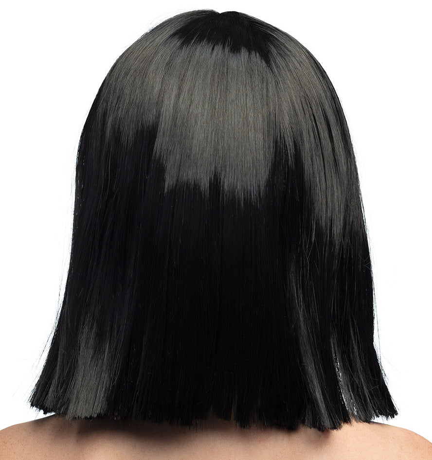 Peruukki musta puolipitkä otsahiuksilla