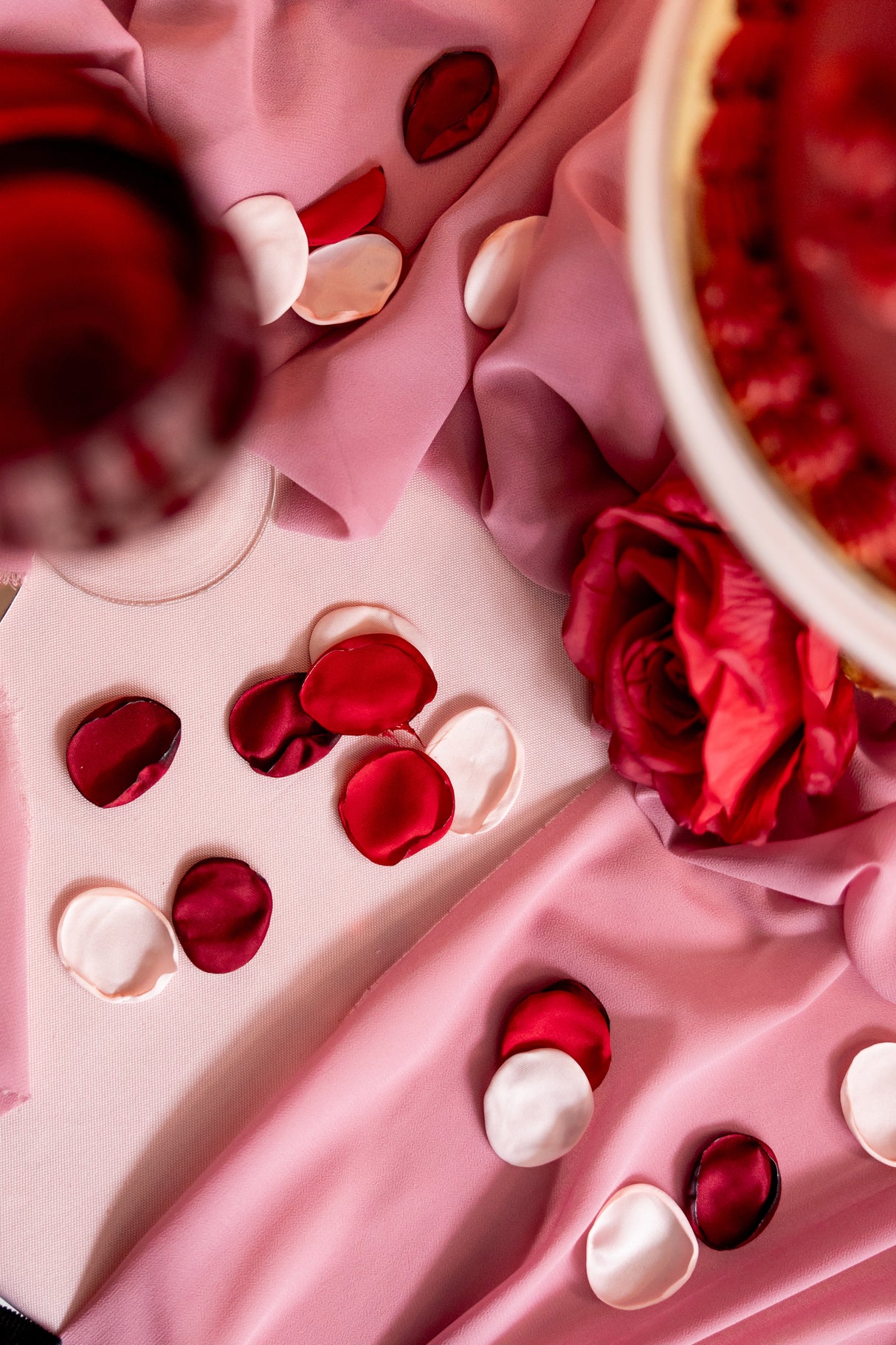 Ruusun terälehdet, vaaleanpunainen 100 kpl/pss