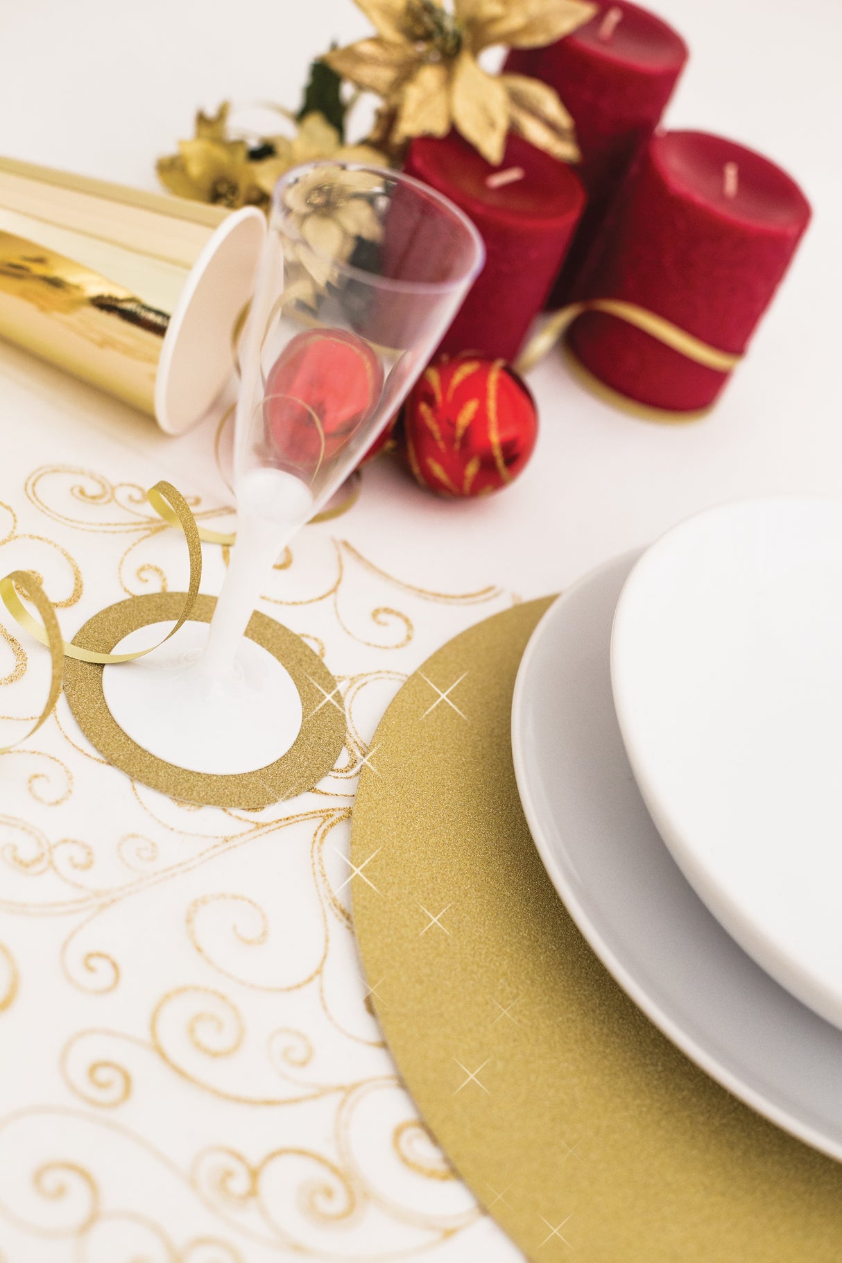 Lasinalunen kimaltava punainen 6 kpl/pkt (8,5 cm)