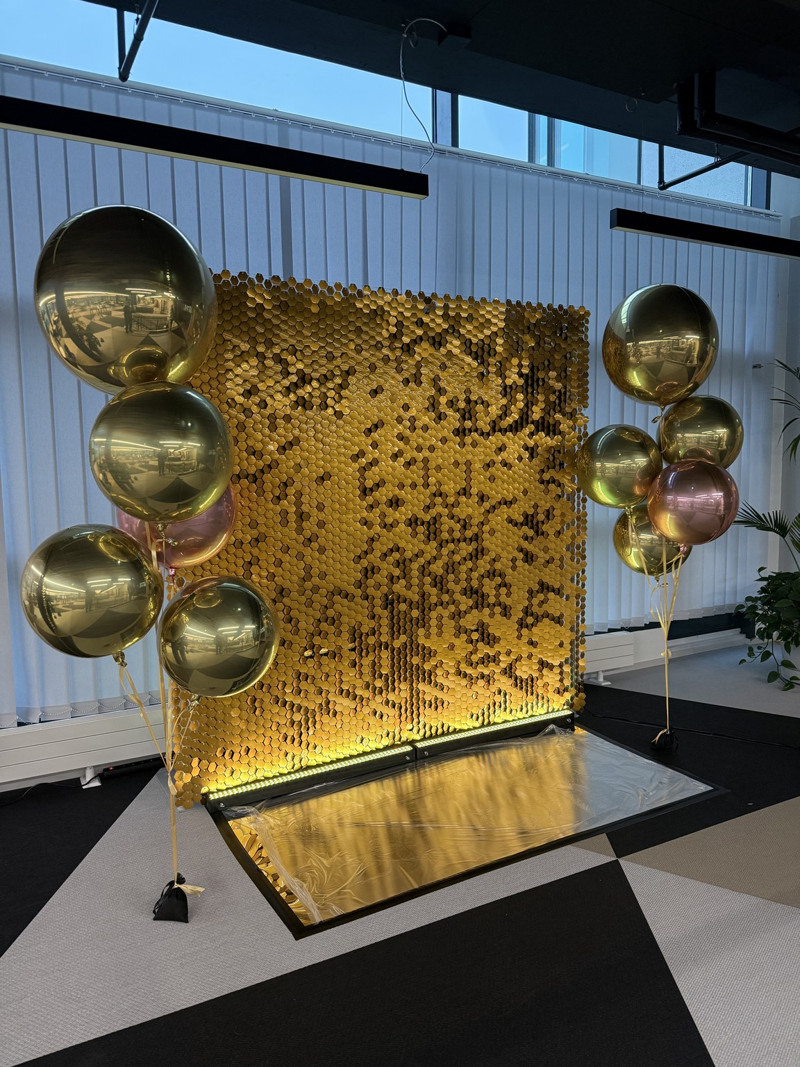 Lattianippu Twist Pallokas, korkeus n, 2 m