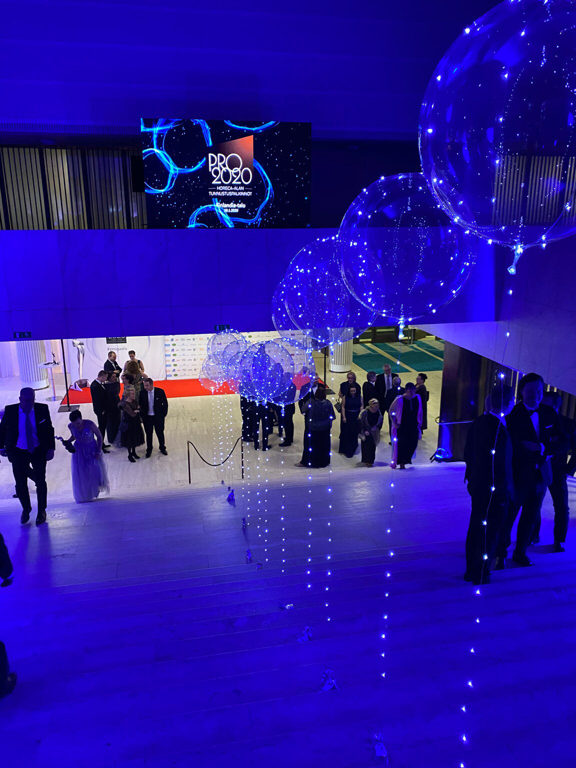 Valopallo 50 cm, LED-valoin