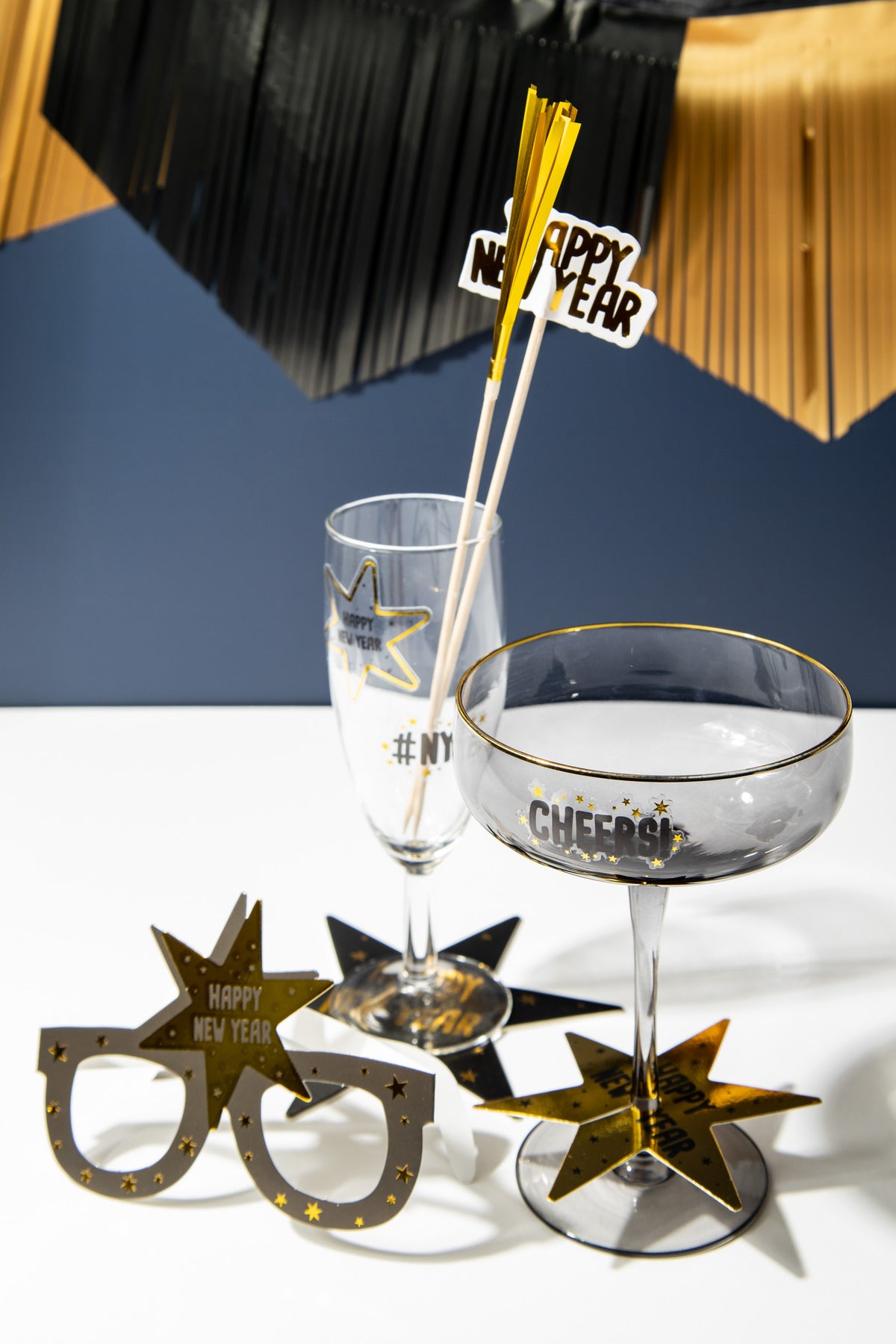 Lasinmerkitsijät Happy New Year 8 kpl/pkt