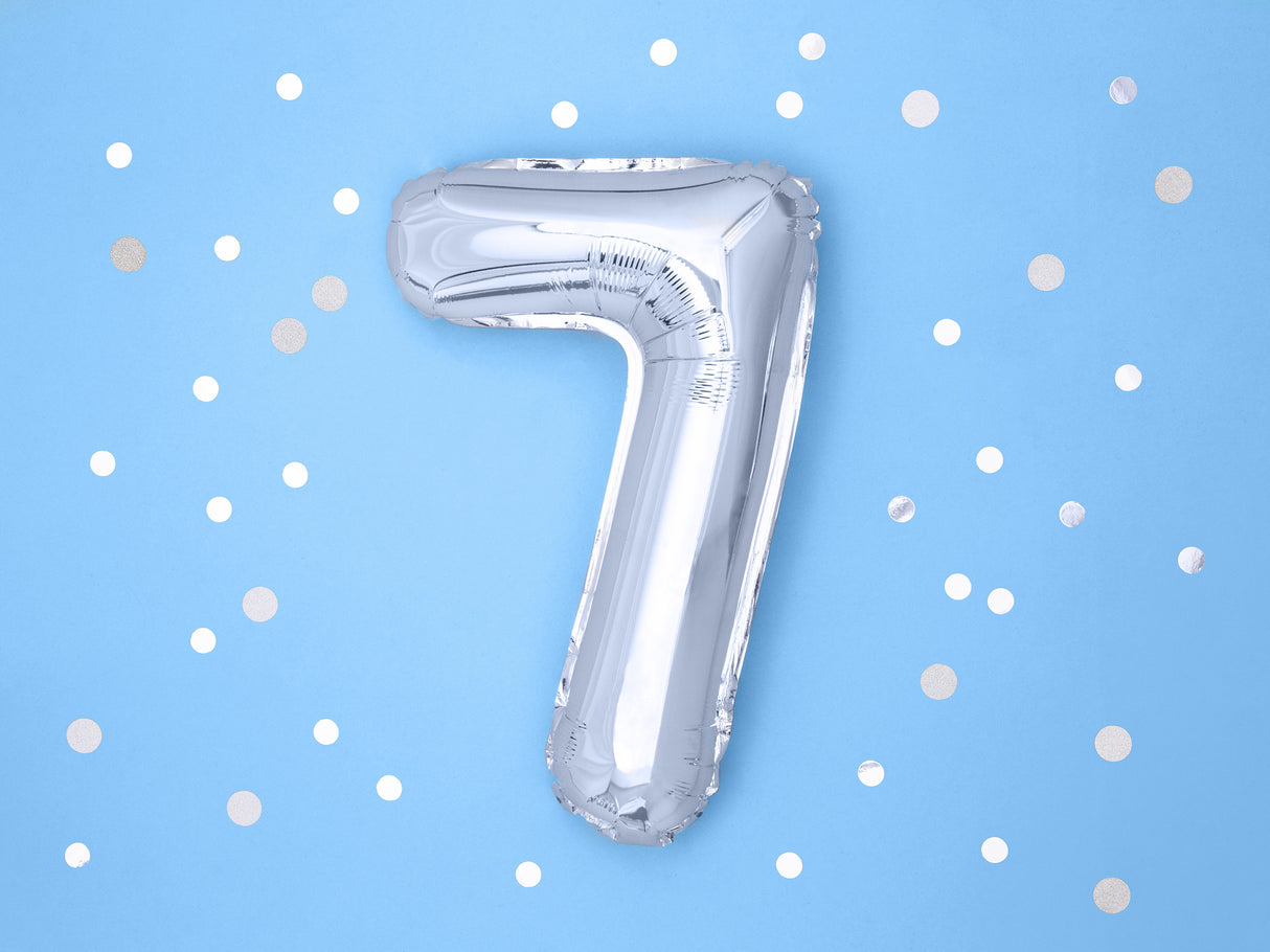 Numerofolio 7 hopeanvärinen ilmatäytteinen 35 cm